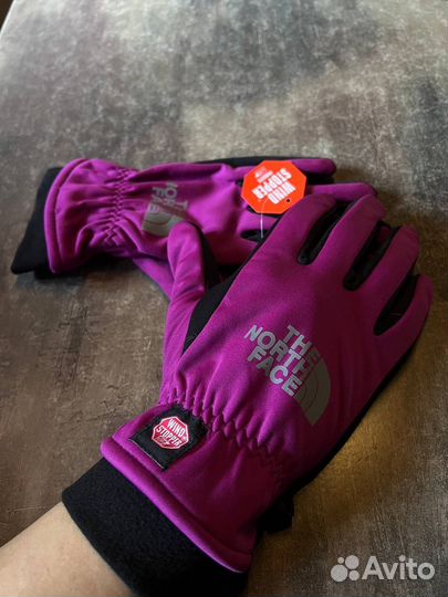 Женские перчатки TNF