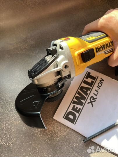 Ушм болгарка Dewalt 125 Dcg405