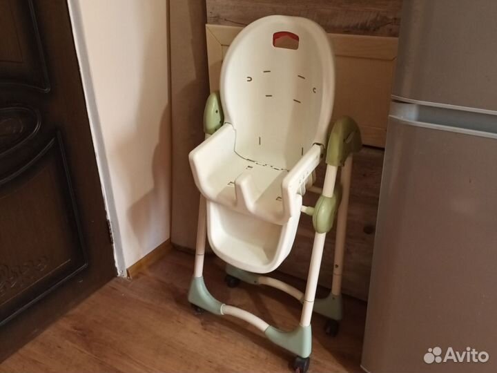 Стул для кормления