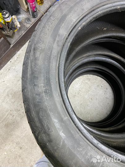 Continental ContiCrossContact UHP 235/60 R18