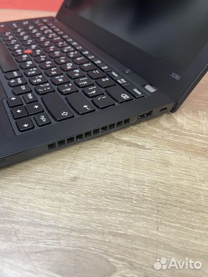 Компактный ноутбук Lenovo X280 i5-7th/8Gb/SSD