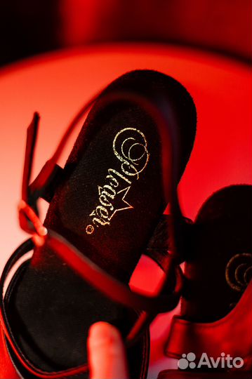 Стрипы тройки Pleaser р 39 (40)