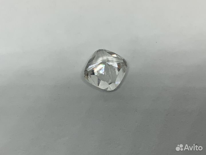 Бриллиант 0,90 Кр E/VS1 GIA