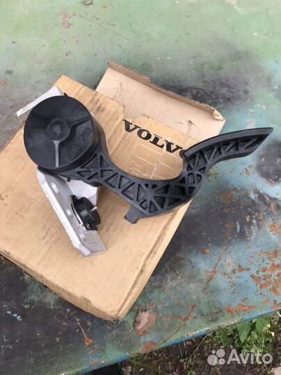 Педаль газа volvo
