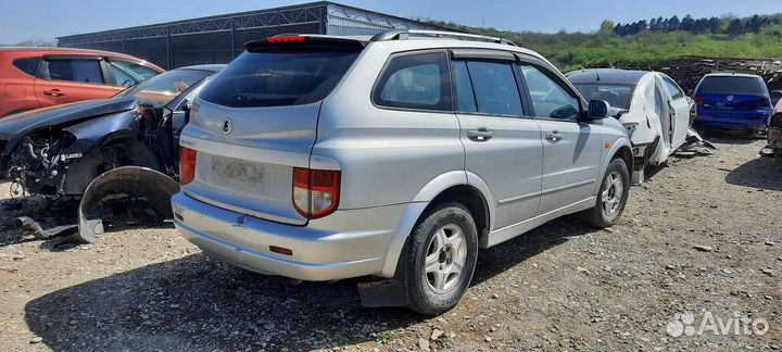 Санг Енг Кайрон 1 крышка багажника