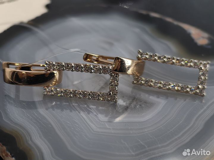 Золотые серьги