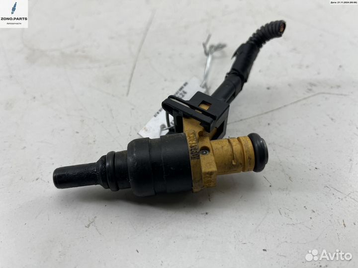 Форсунка топливная OK30E13250 на Kia Rio (2000-2005)
