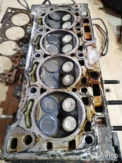 Двигатель Citroen C4 еп6