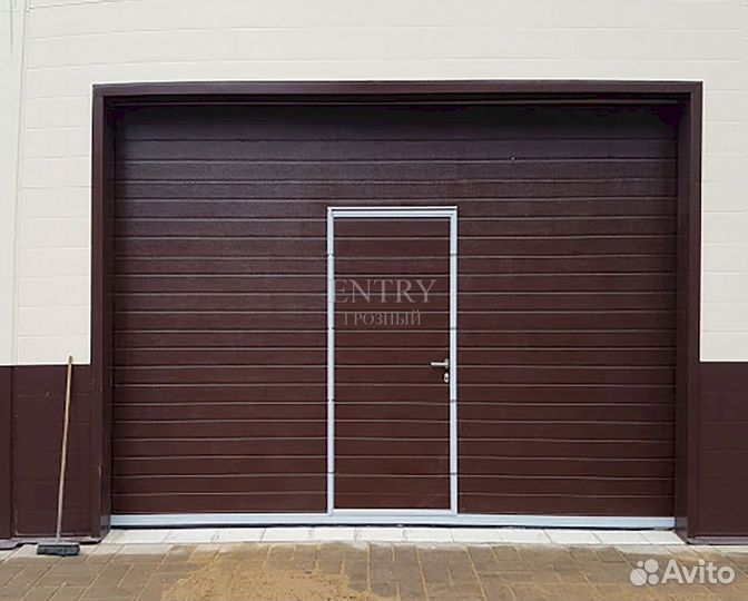 Ворота гаражные секционные