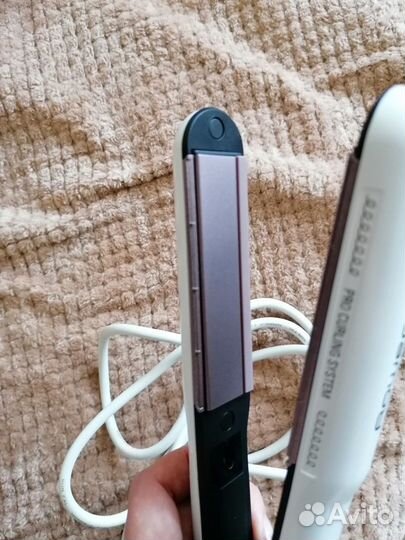 Выпрямитель для волос новый