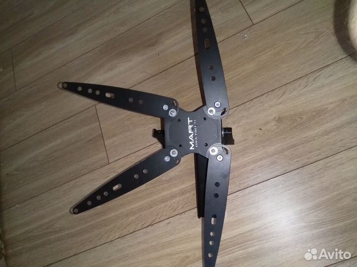 Крепление для телевизора на стену
