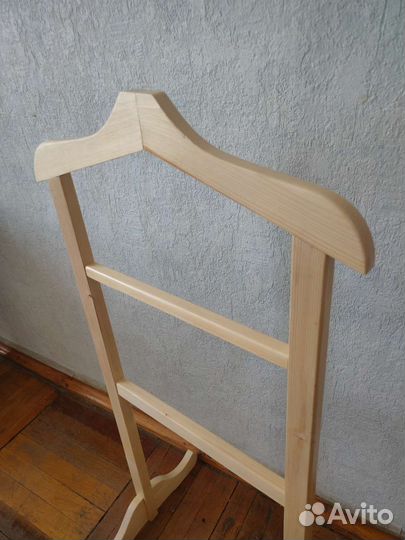 Плечики напольные