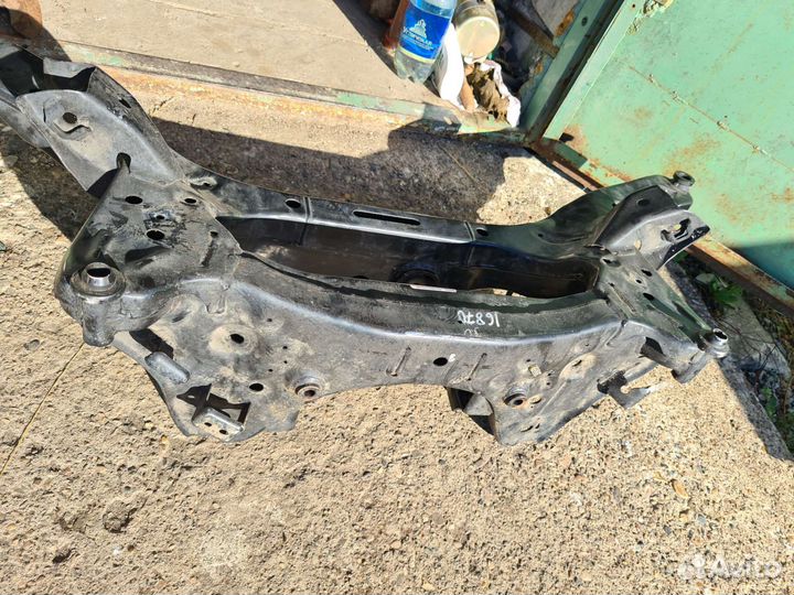 Подрамник задний Nissan X Trail T32 2015