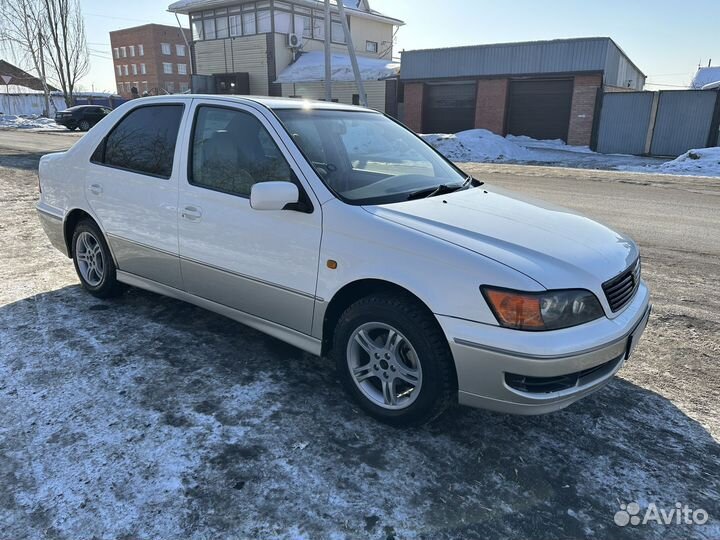 Toyota Vista 1.8 AT, 1999, 25 000 км