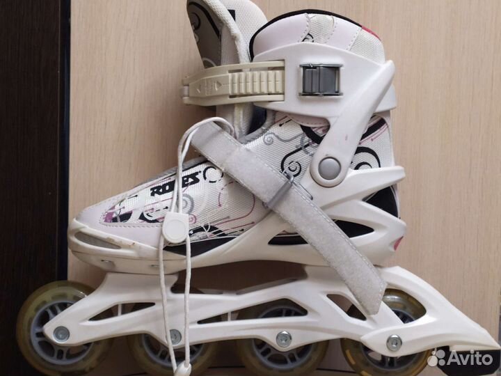 Роликовые коньки женские + защита