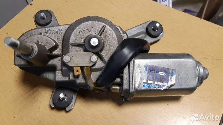 Моторчик дворника заднего Terracan 98700H1000