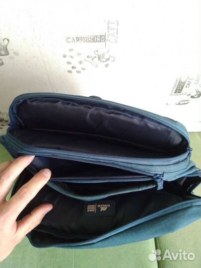 Рюкзак для ноутбука 17.3 дюймов Rivacase