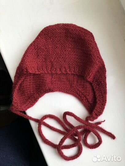 Чепец бордовый женский