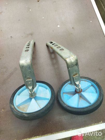 Дополнительные колеса для велосипеда