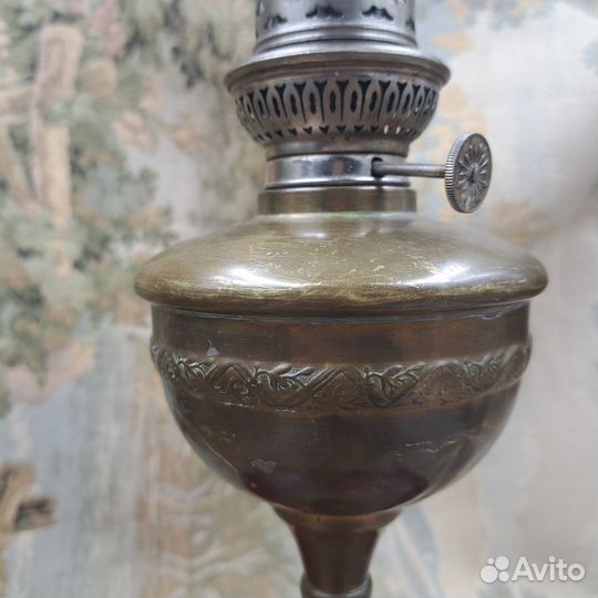 Лампа керосиновая не высокая, латунь Франция