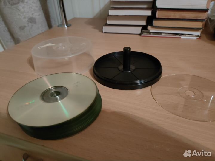 Коробочка с дисками