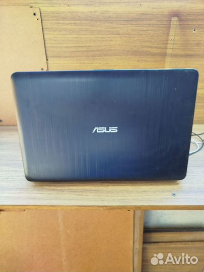 Ноутбук asus в отличном состоянии