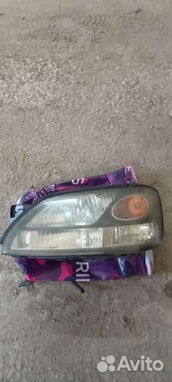 Фары Subaru legacy