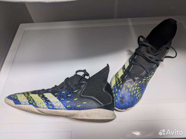 Adidas predator футзальные р33