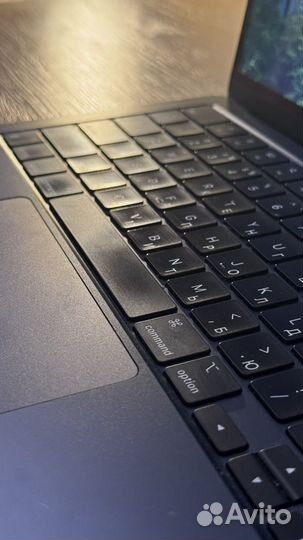 Macbook Air 13 M2 8/512