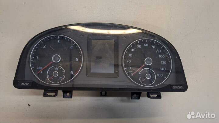 Щиток приборов Volkswagen Touran, 2012