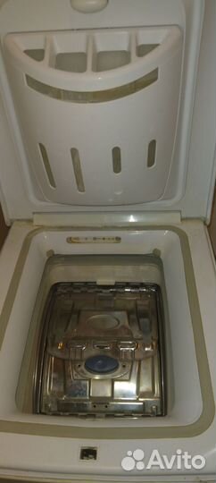 Стиральная машина с вертикальной загрузкой