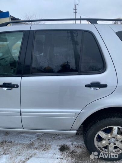 Дверь боковая задняя левая Mercedes-Benz Ml W163