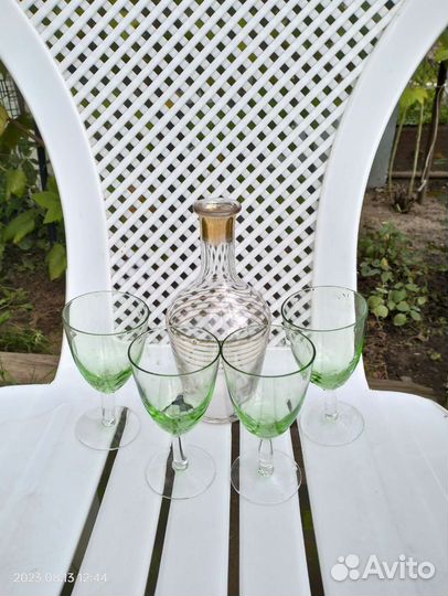 Набор графин и рюмки