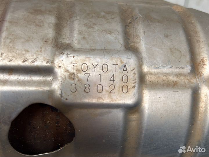 Lexus Lx570 коллектор выпускной правый