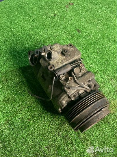 Компрессор кондиционера Bmw 5 E39 M52B25TU 256S4