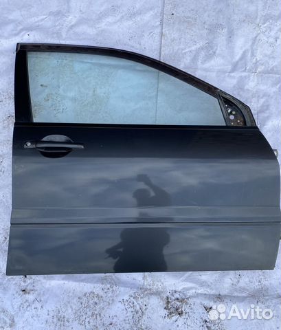 Дверь передняя правая на mitsubishi lancer 9