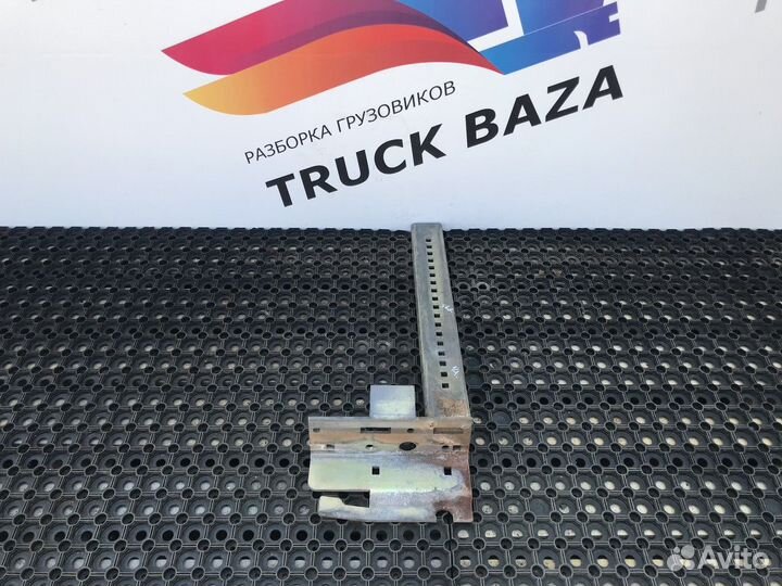 232769 Выдвижной элемент задней правой стойки