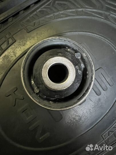 Передние сайлентблоки