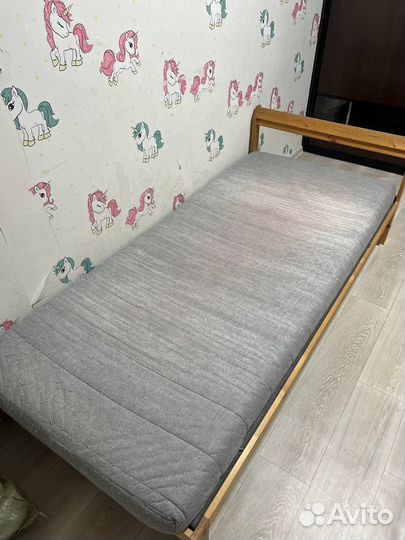 Детская кроватка IKEA с матрасом