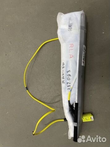 Правая подушка в сиденье Toyota RAV4 XA50