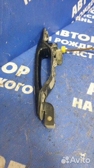 Наружная ручка. Mitsubishi Grandis минивен 2003