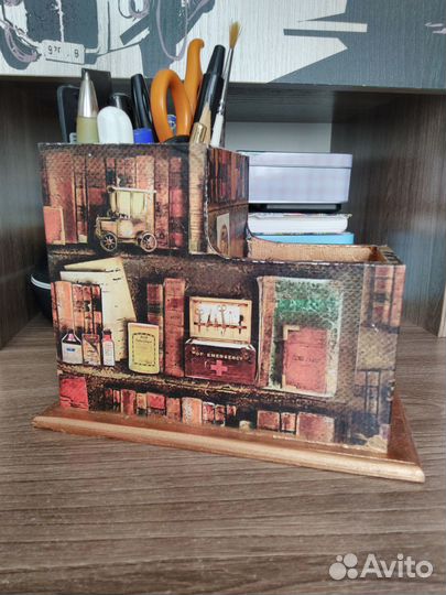 Подставка для канцелярии