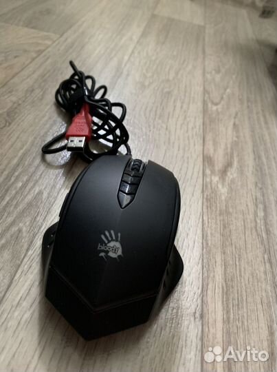 Игровая мышь bloody v8