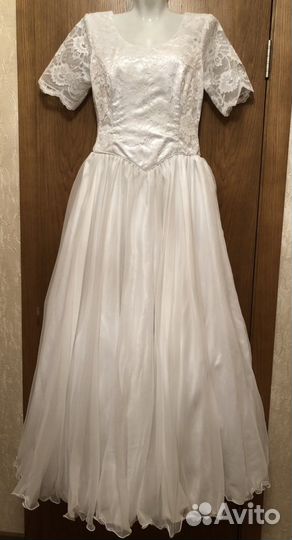 Свадебное платье