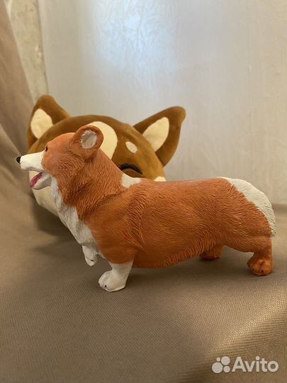 Фигурка корги