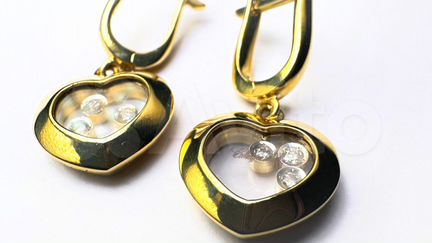Женские золотые серьги с бриллиантами
