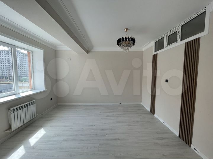 2-к. квартира, 52 м², 3/10 эт.