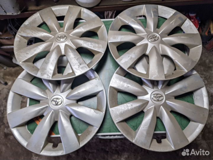 Запчасти на toyota avensis 2