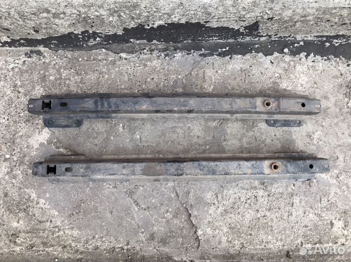 Усилитель бампера Форд Фокус 2 рестайлинг