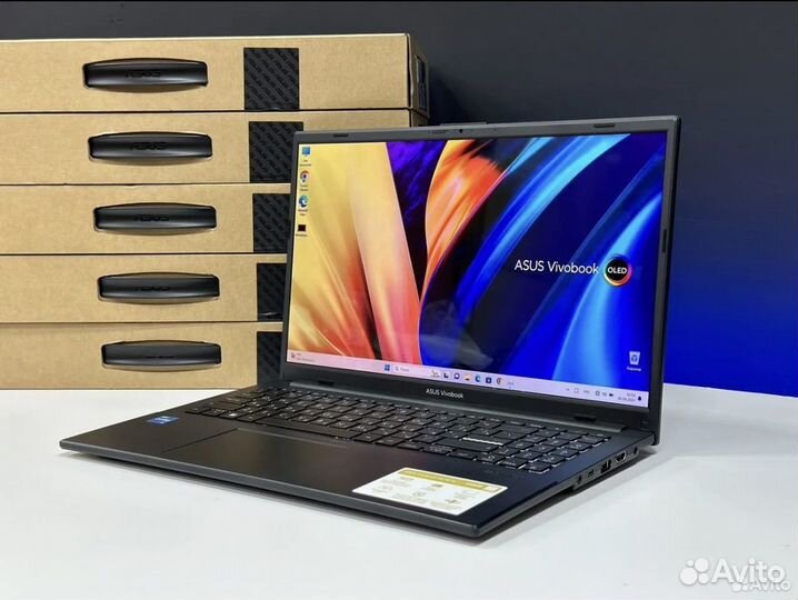 Новый Asus VivoBook Oled 15.6 Core i3 8 ядер